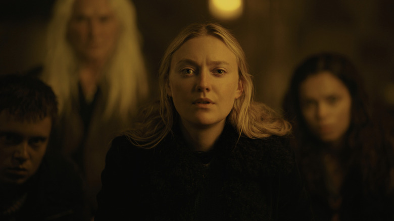 Dakota Fanning, The Watchers