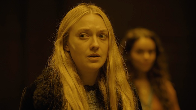 Dakota Fanning, The Watchers