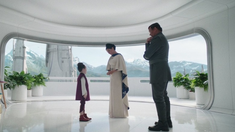 Vivien Lyra Blair, Simone Kessell, and Jimmy Smits in Obi-Wan Kenobi